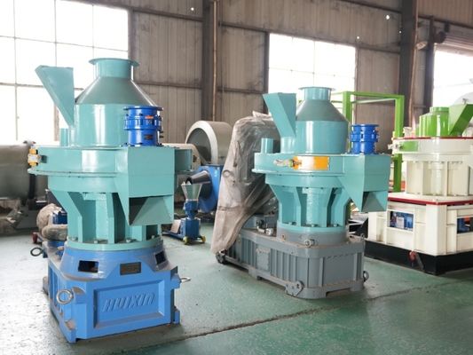 دستگاه پلت خودکار خاک اره دستگاه گلوله کود مرغی 11 کیلوواتی