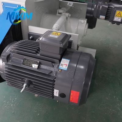 دستگاه فرآوری خوراک ماهی طیور حیوانات دستگاه آسیاب گلوله چوب