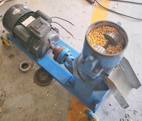 دستگاه آسیاب گلوله چوب بیوماس خاک اره 200 کیلوگرم / H