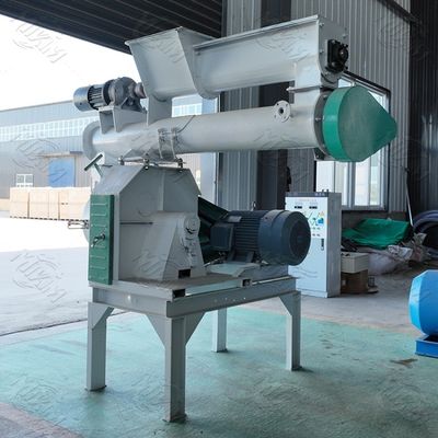 دستگاه گلوله خوراک ماهی دستی CE 350-450kg/H دستگاه تولید خوراک گاو